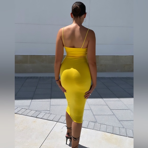 🔥 Brand New! Gorgeous Sunrise Dress 🔥Midi - Picture 5 of 7